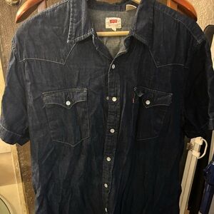 Levi's Men's Dark Blue Casual Shirt